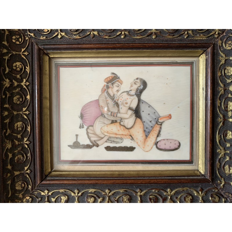 Erotische Miniatur einer Szene aus dem indischen Rajasthan auf einer Elfenbeintafel.