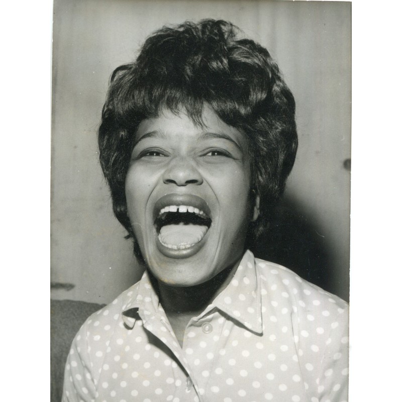 Vintage photograph of Robert Cohen Little Eva, American singer.