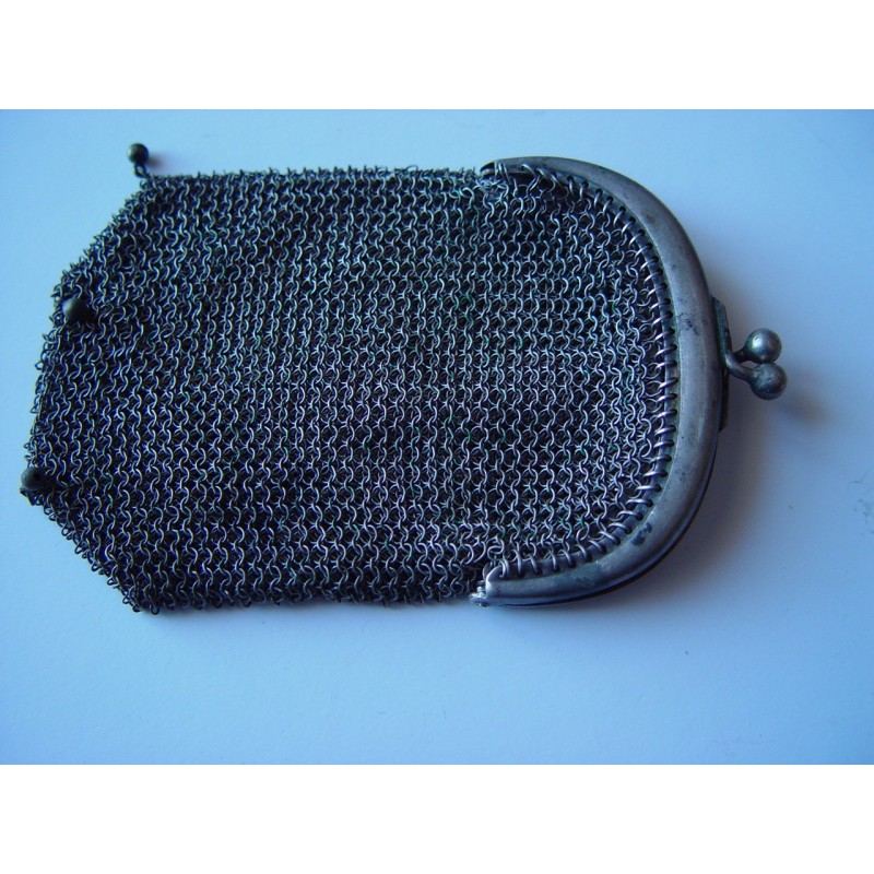 Sac en filet à double compartiment, sans accents argentés.