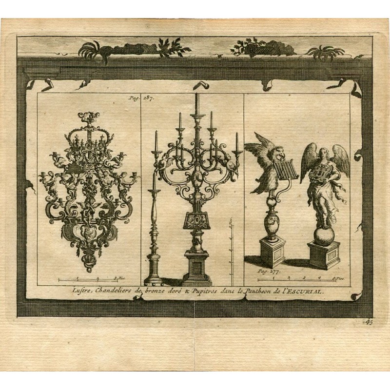 Lustres, lustres en bronze doré et bureaux au Panthéon de l'Escurial. Van der Aa